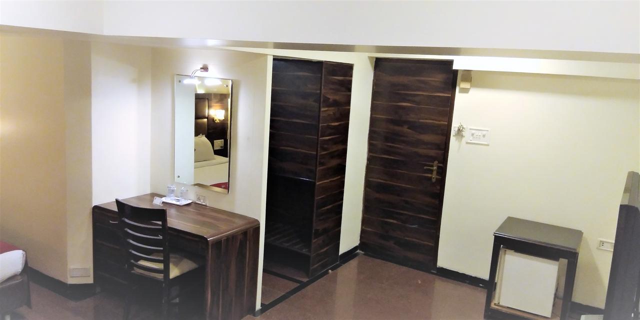 Hotel Heritage Dakshin Navi Mumbai Luaran gambar