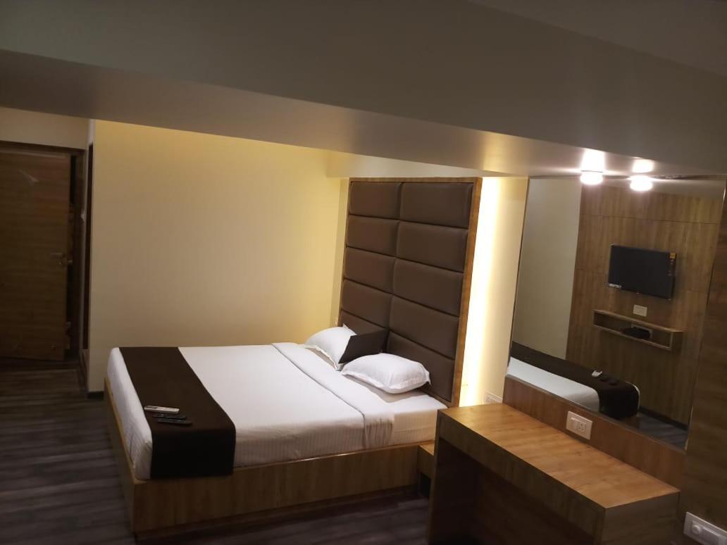 Hotel Heritage Dakshin Navi Mumbai Luaran gambar